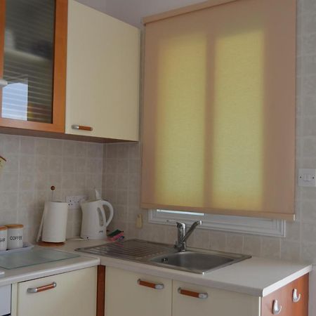 Ithaki Gardens Apartment 107 Paphos Buitenkant foto
