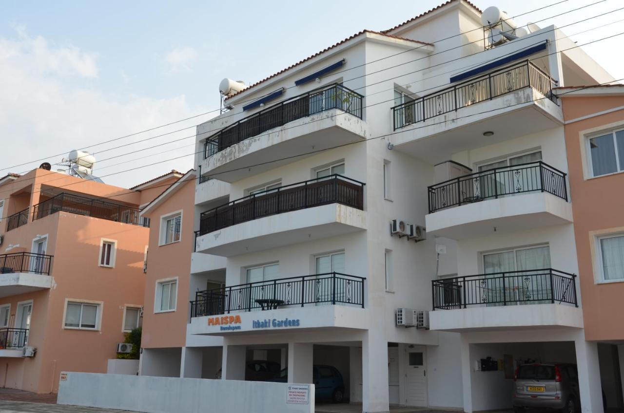Ithaki Gardens Apartment 107 Paphos Buitenkant foto