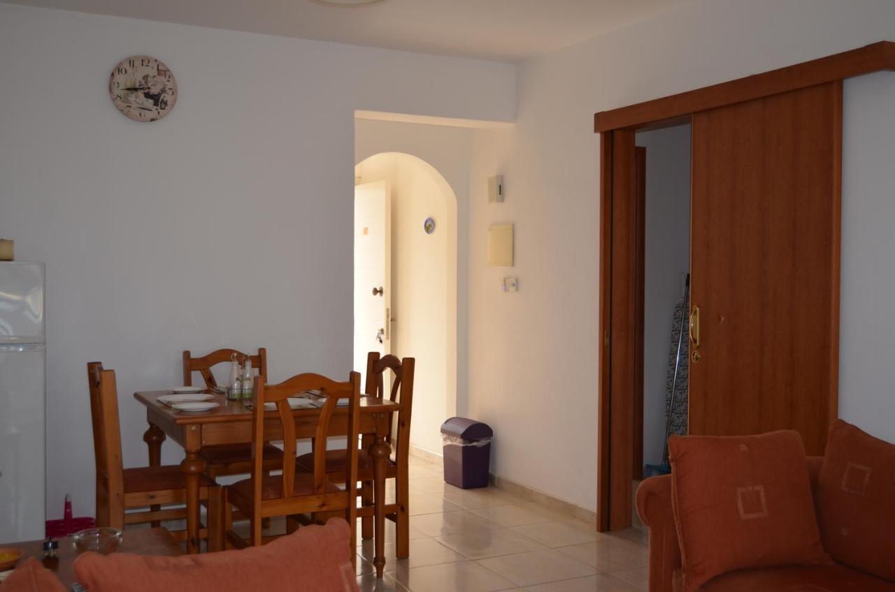 Ithaki Gardens Apartment 107 Paphos Buitenkant foto