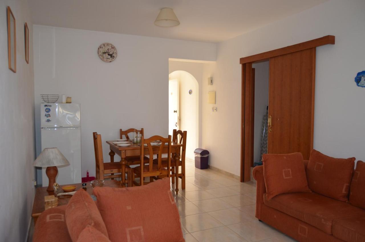 Ithaki Gardens Apartment 107 Paphos Buitenkant foto